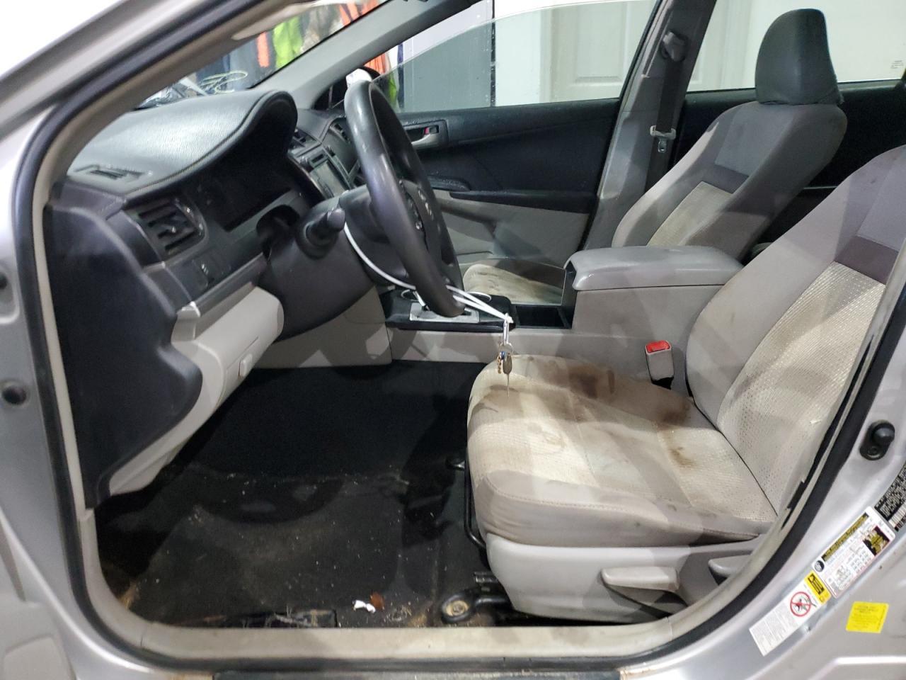 2014 TOYOTA CAMRY L - Image 7