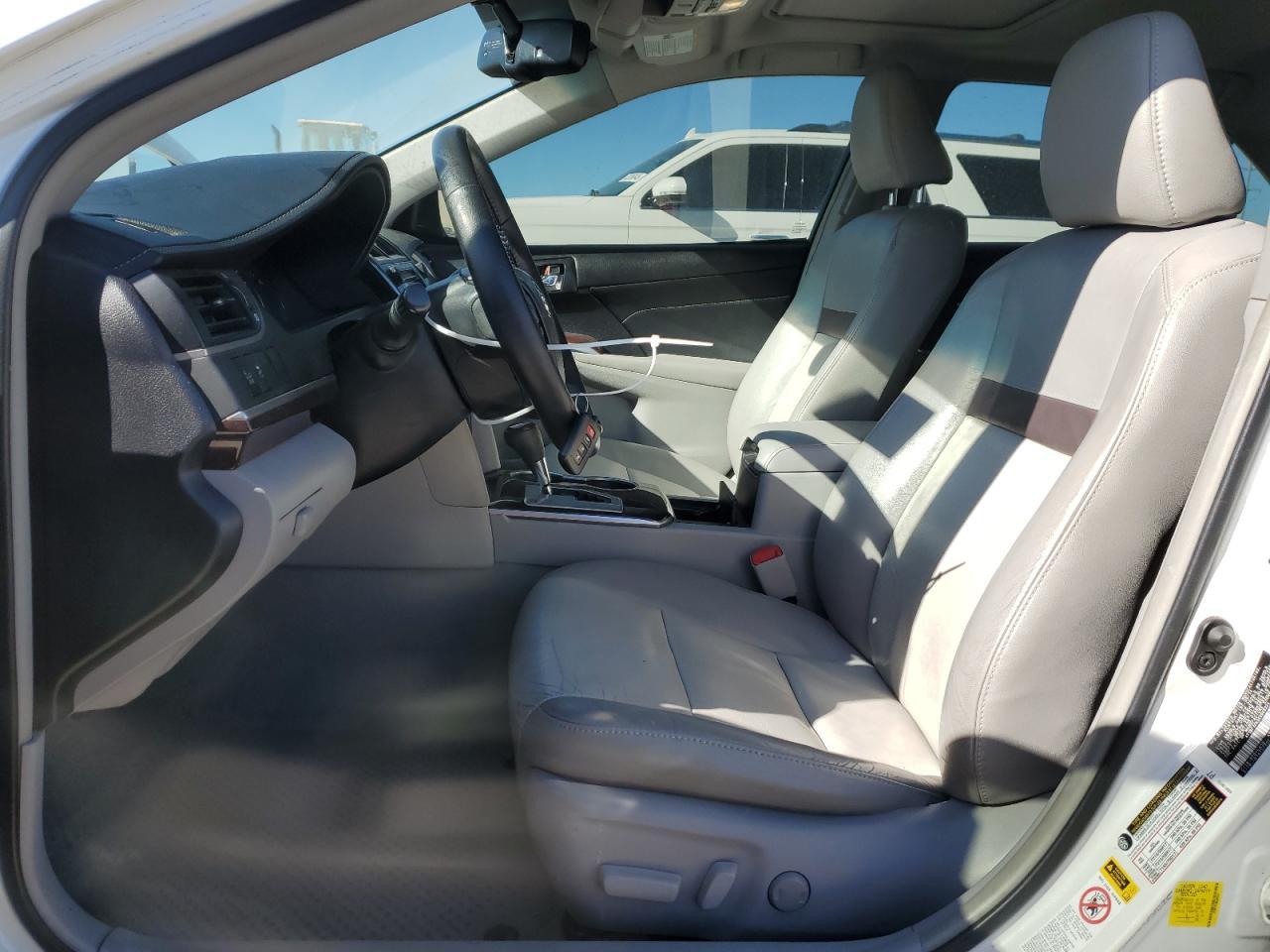 2014 TOYOTA CAMRY L - Фото 7