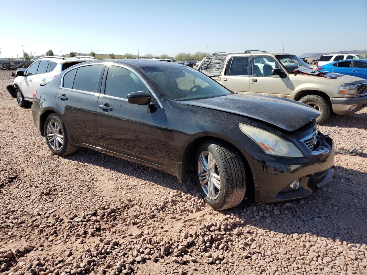 2011 INFINITI G37 - Image 4