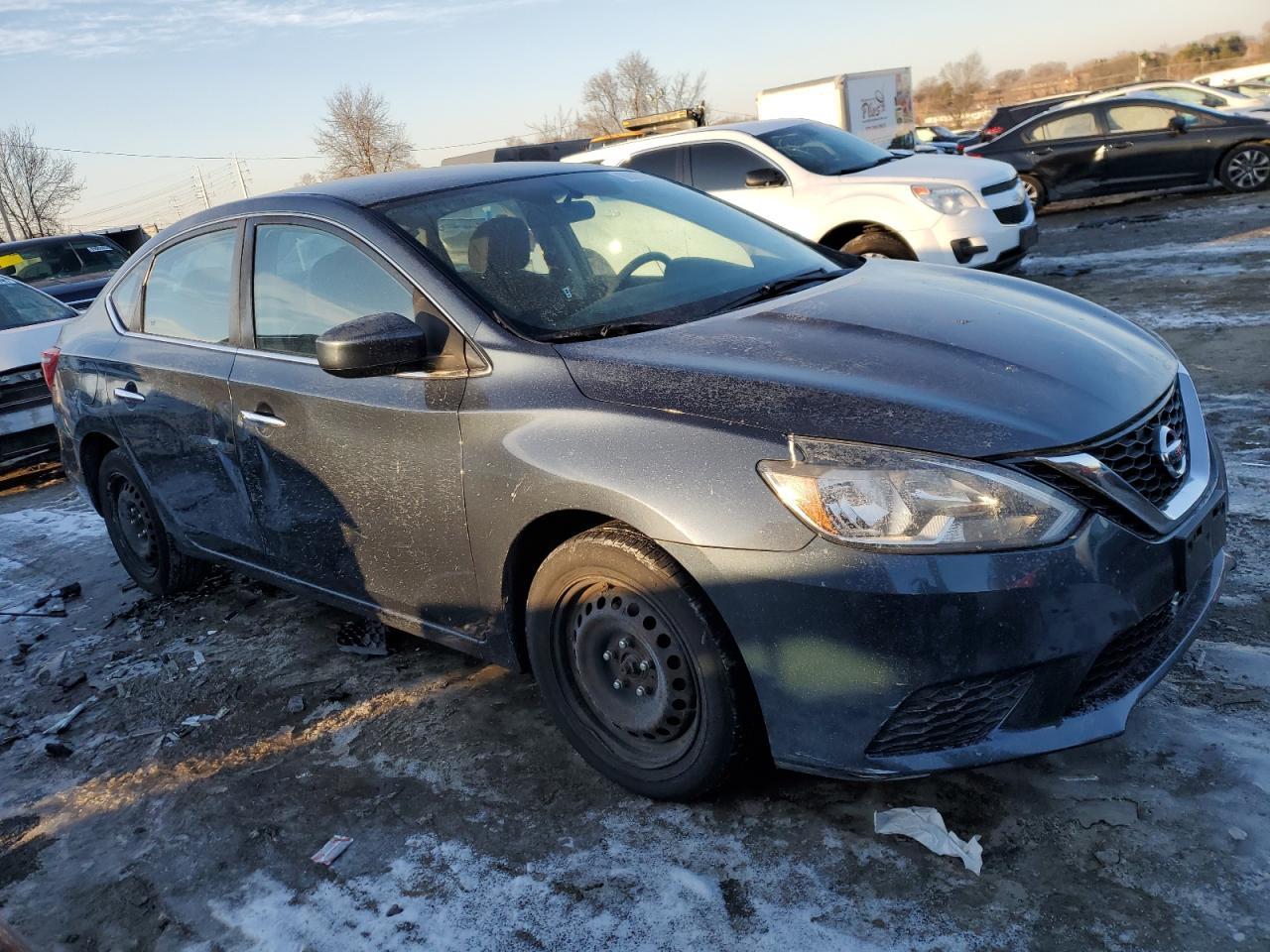 2017 NISSAN SENTRA S - Фото 4