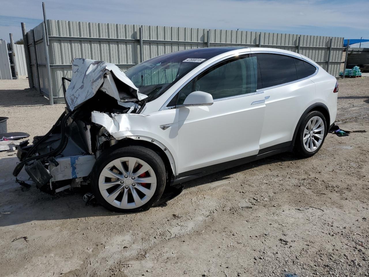 2016 TESLA MODEL X
