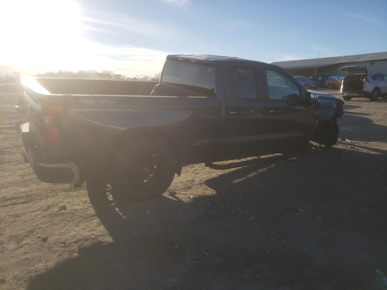 2020 CHEVROLET SILVERADO - Image 3