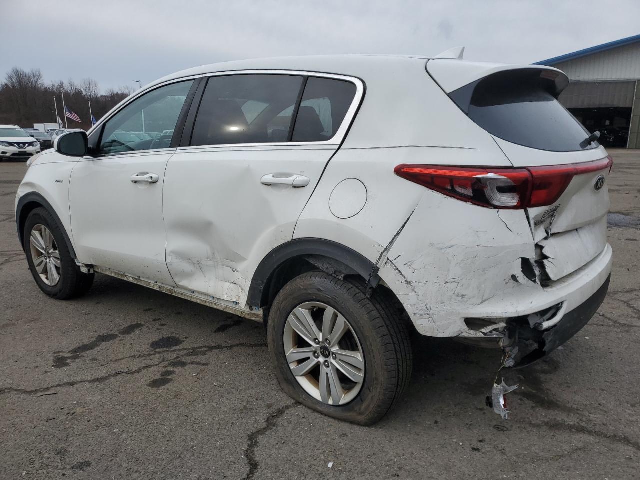 2017 KIA SPORTAGE L - Image 2