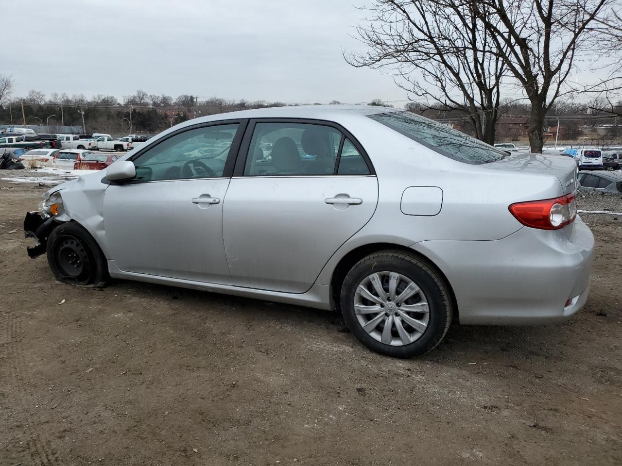 2013 TOYOTA COROLLA BA - Image 2