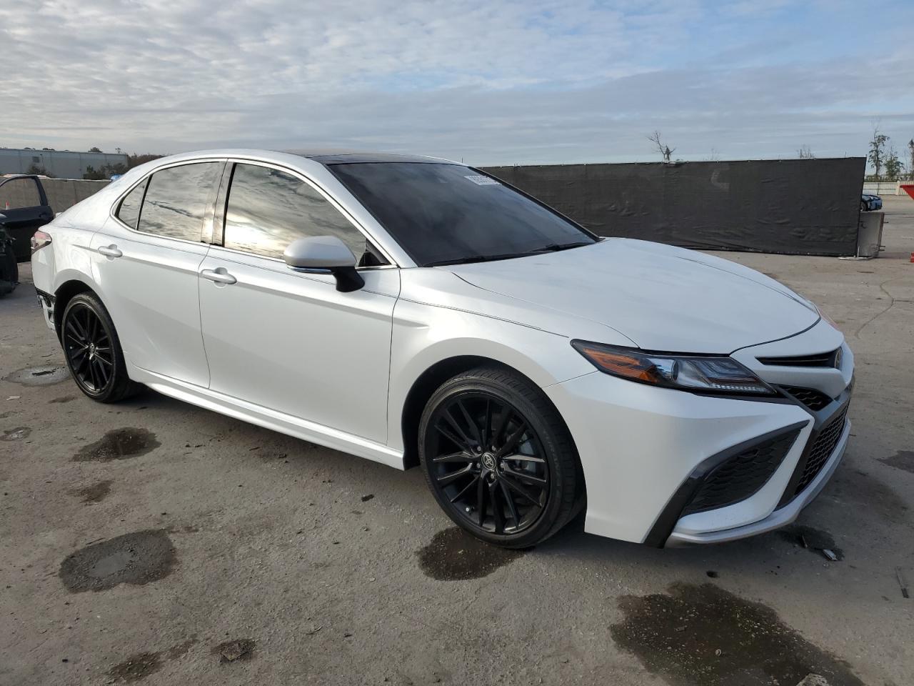 2022 TOYOTA CAMRY XSE - Фото 4
