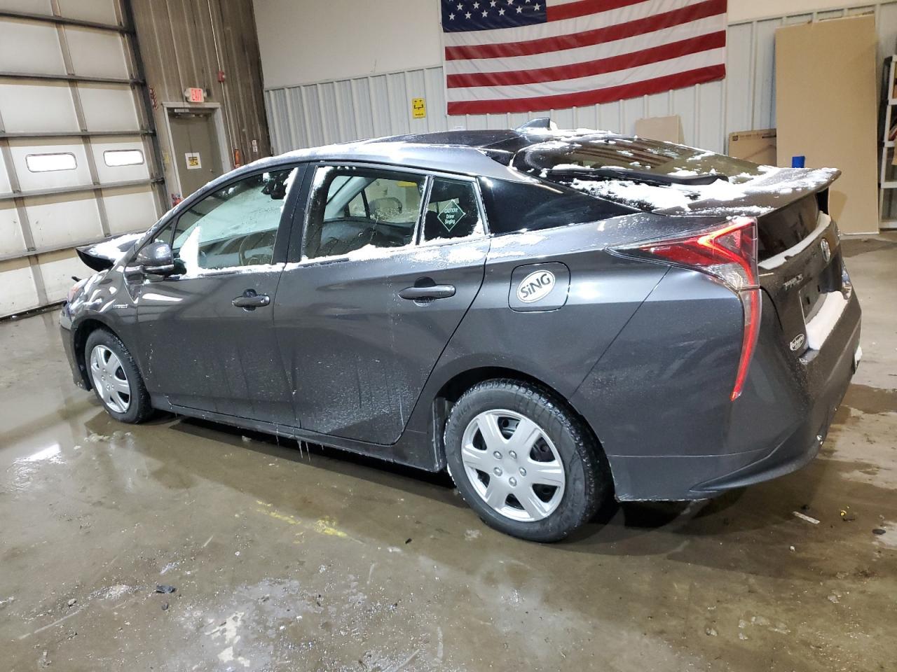 2016 TOYOTA PRIUS - Image 2