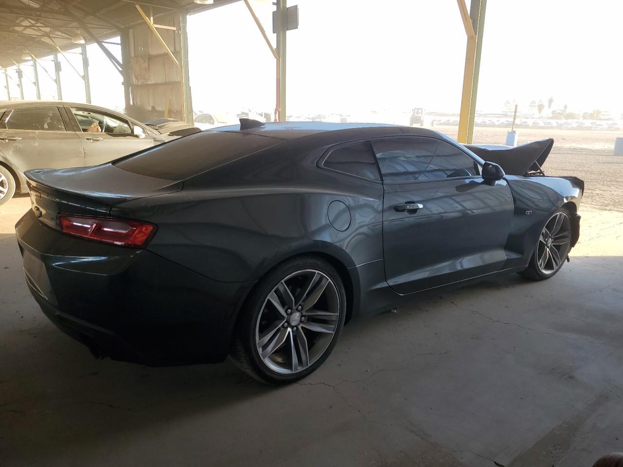 2018 CHEVROLET CAMARO LT - Image 3