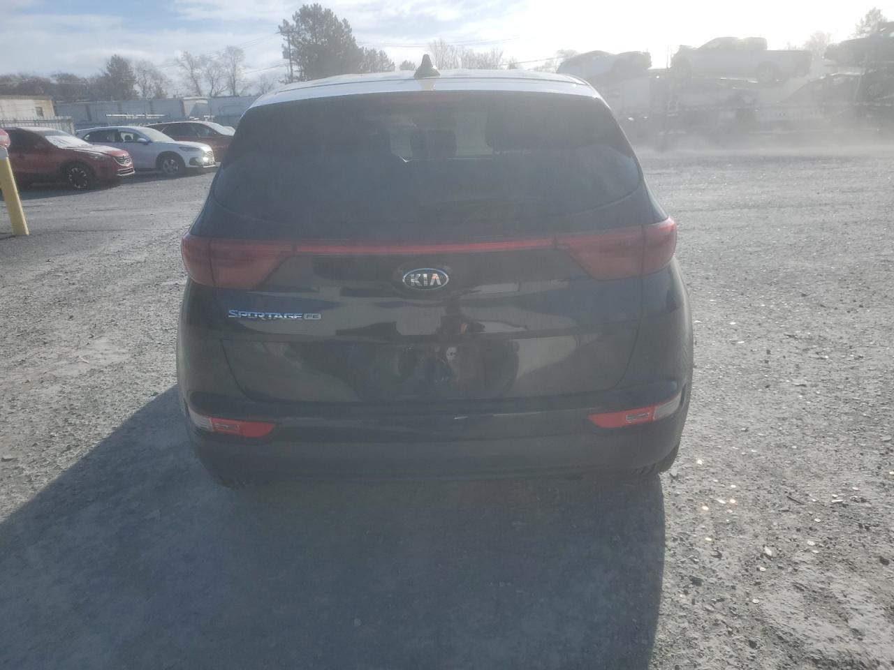 2017 KIA SPORTAGE L - Image 6