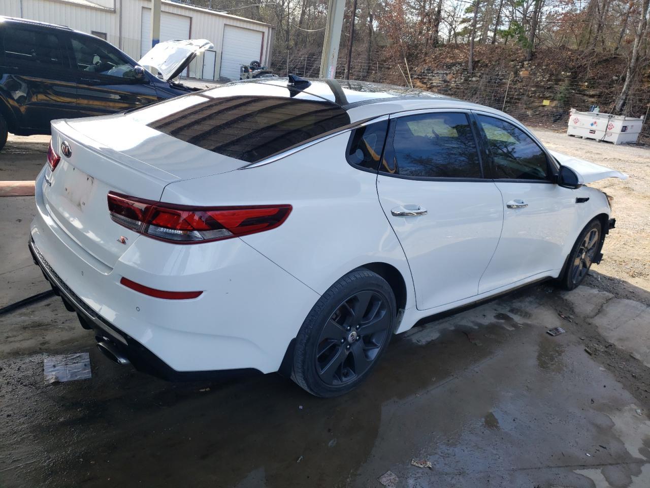 2019 KIA OPTIMA LX - Фото 3