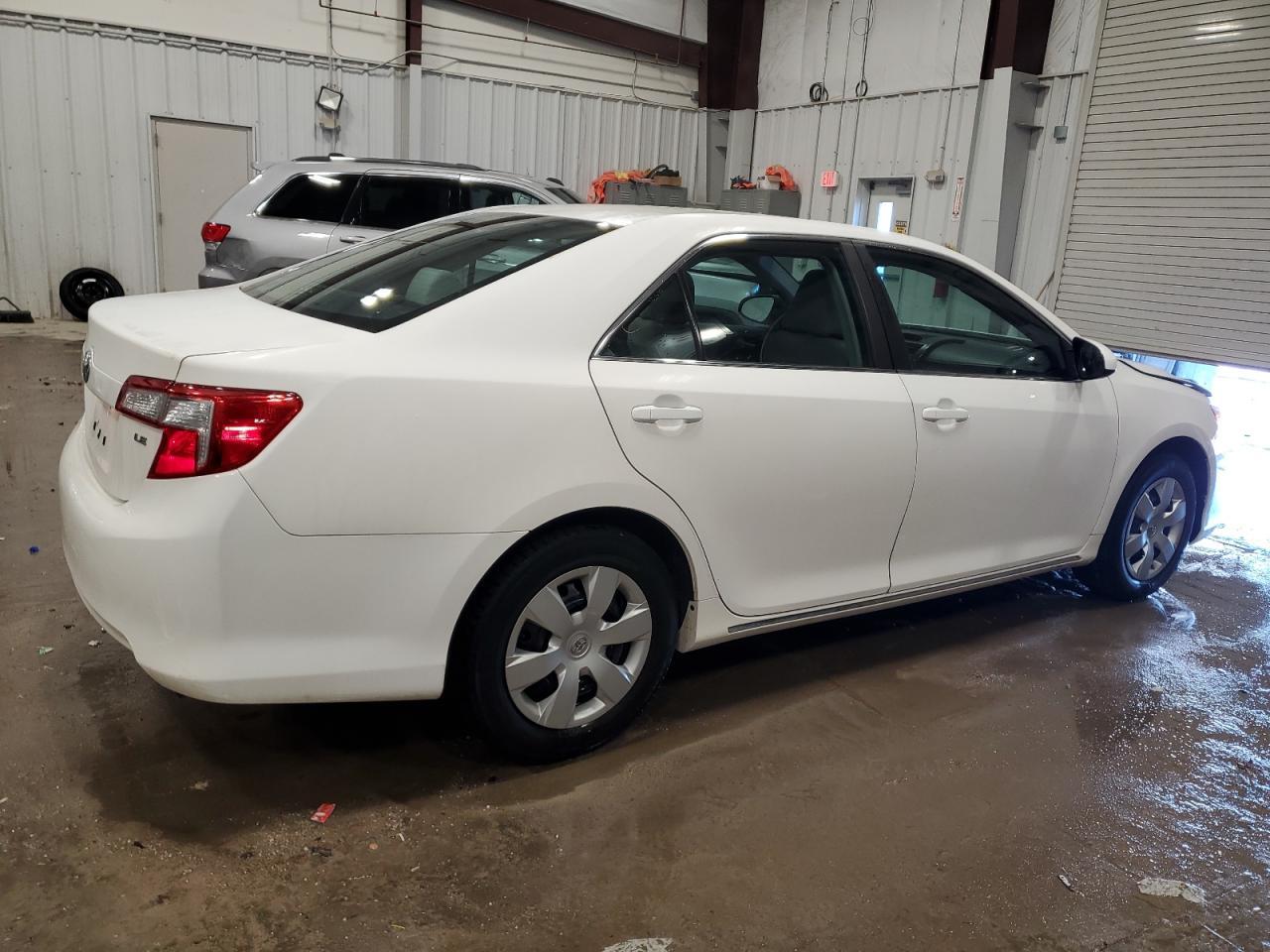 2012 TOYOTA CAMRY BASE - Фото 3