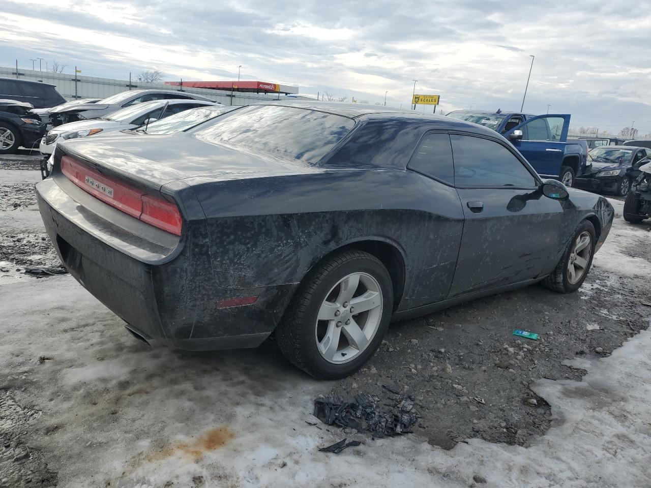 2013 DODGE CHALLENGER - Фото 3