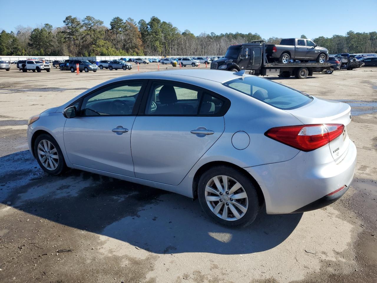 2015 KIA FORTE LX - Фото 2