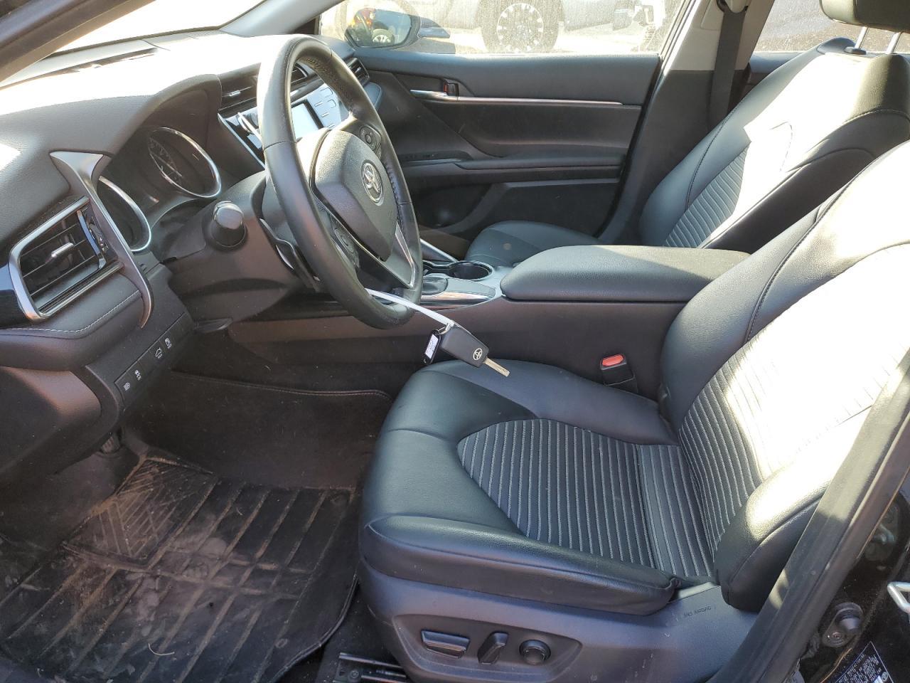2020 TOYOTA CAMRY SE - Image 7