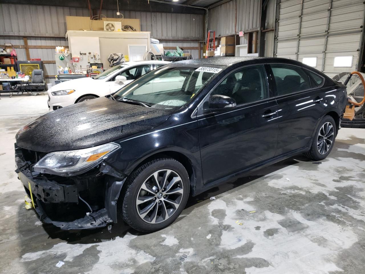 2016 TOYOTA AVALON XLE