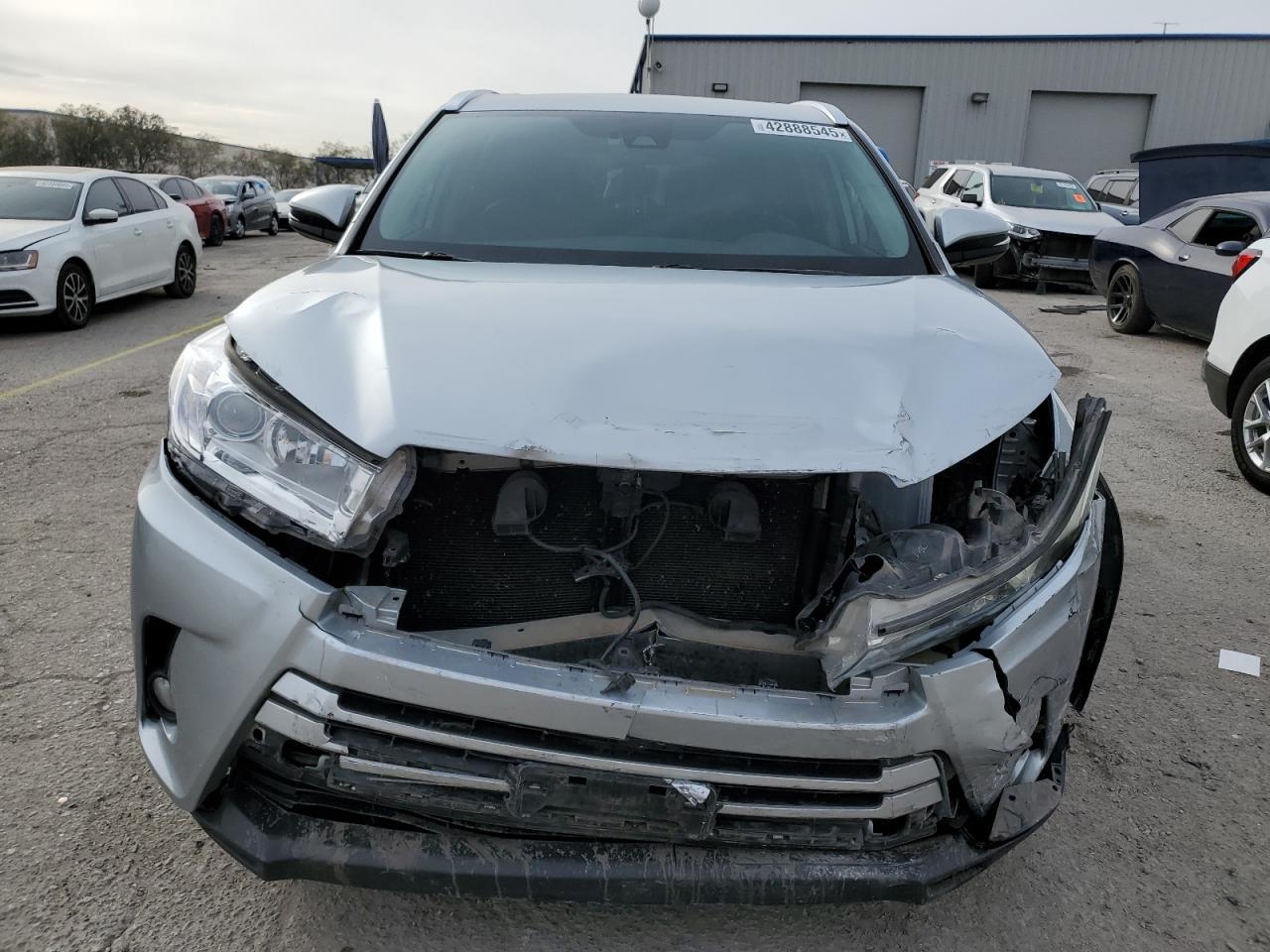2018 TOYOTA HIGHLANDER - Фото 5