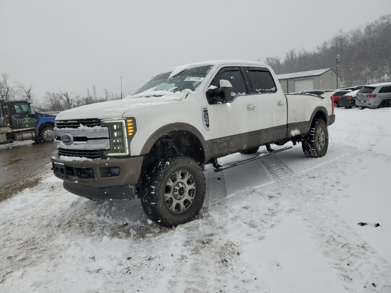 2017 FORD F350 SUPER