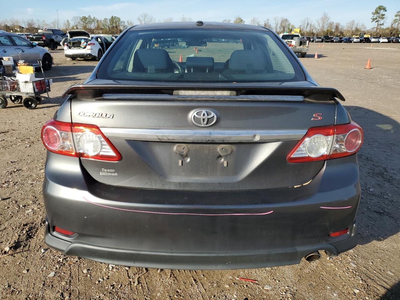 2013 TOYOTA COROLLA BA - Фото 6