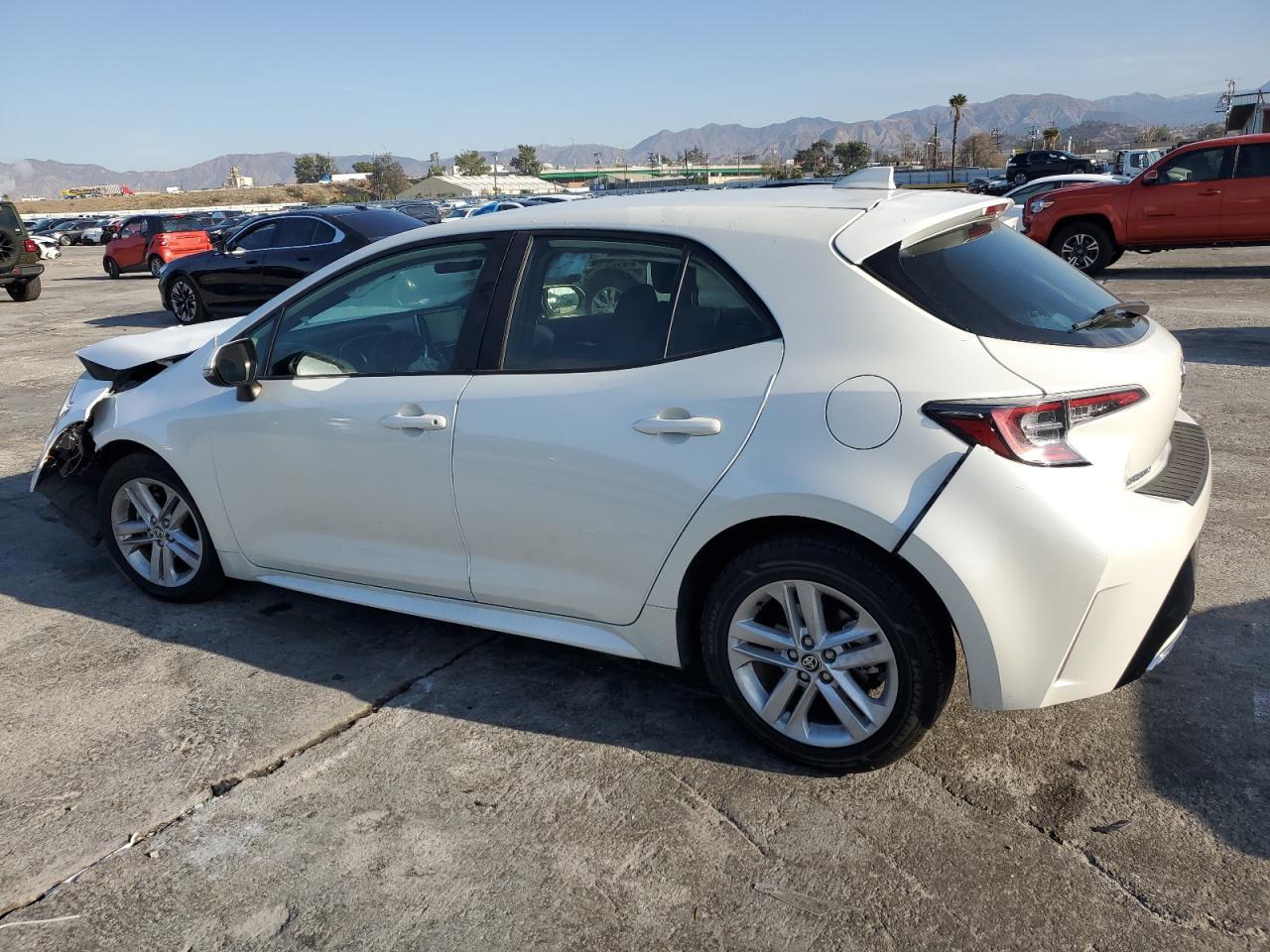2020 TOYOTA COROLLA SE - Image 2