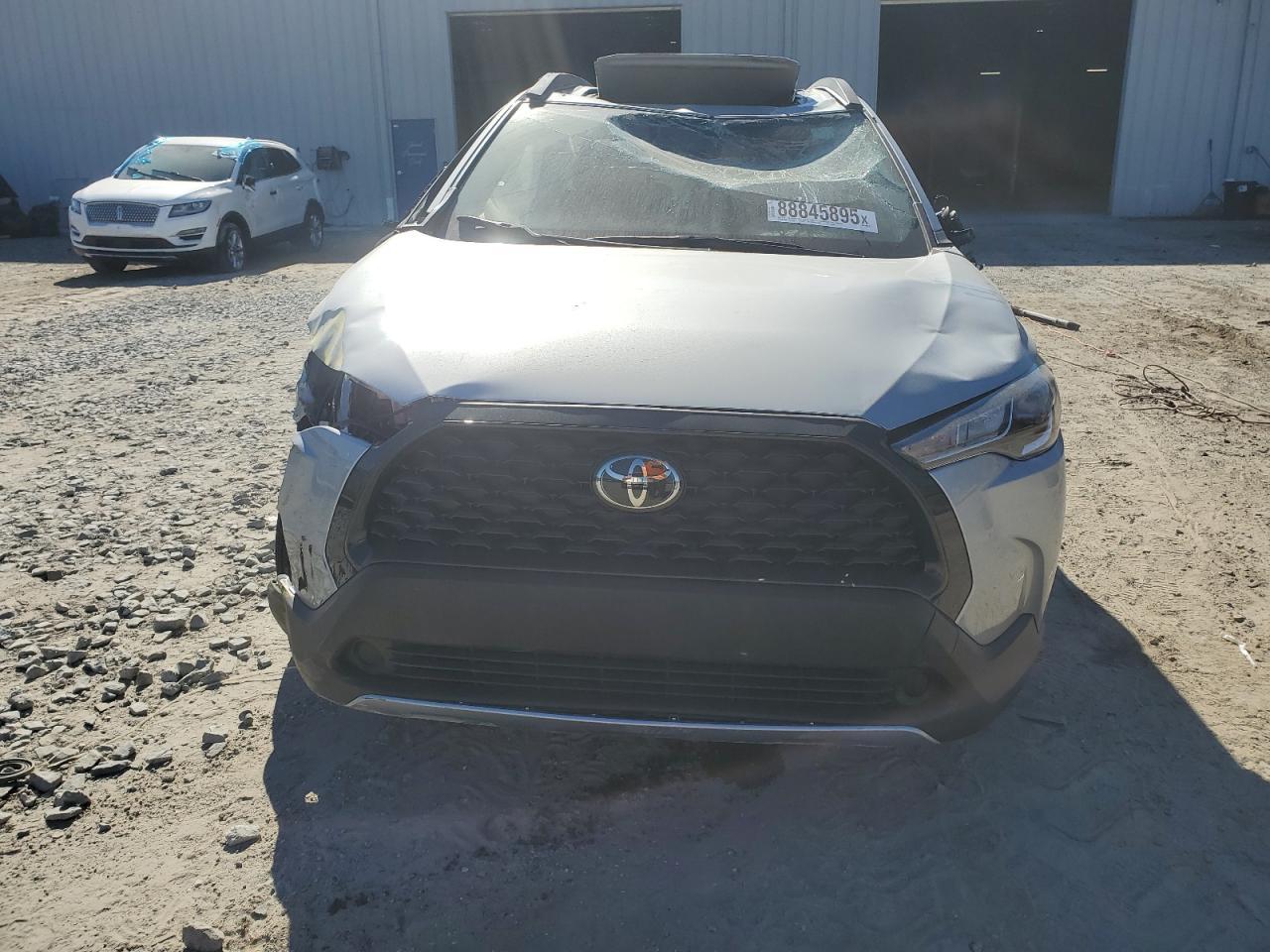 2024 TOYOTA COROLLA CR - Image 5