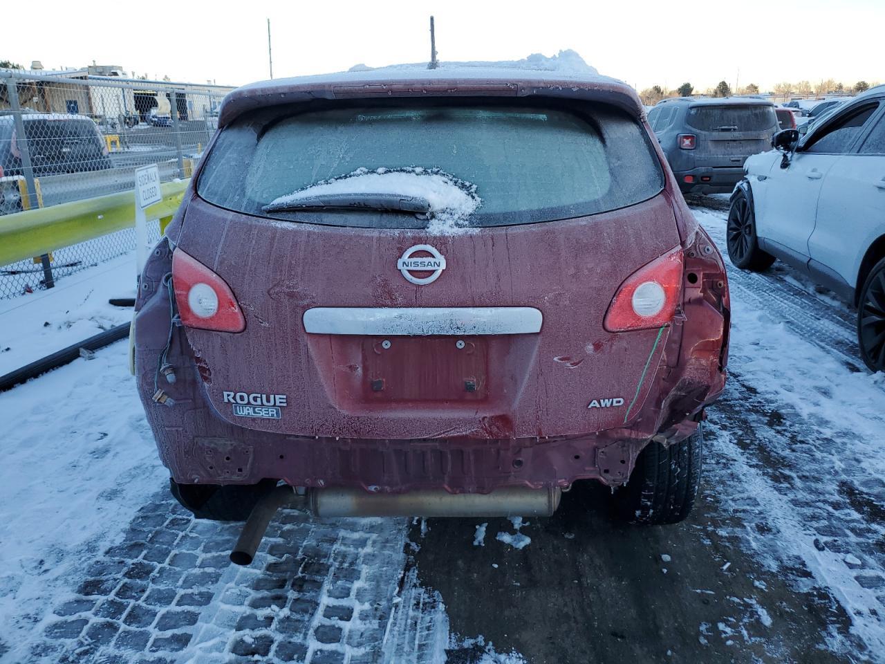 2013 NISSAN ROGUE S - Image 6
