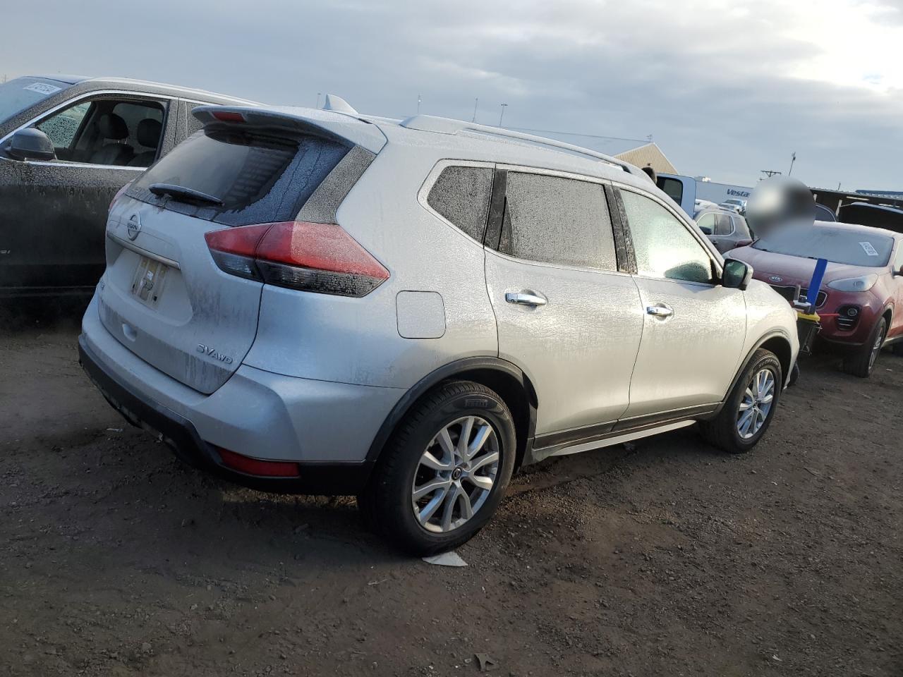 2018 NISSAN ROGUE S - Фото 3