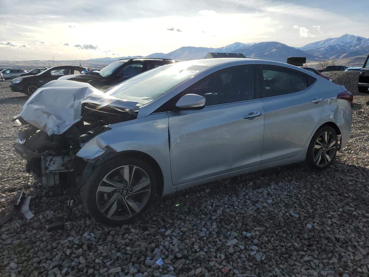 2014 HYUNDAI ELANTRA SE