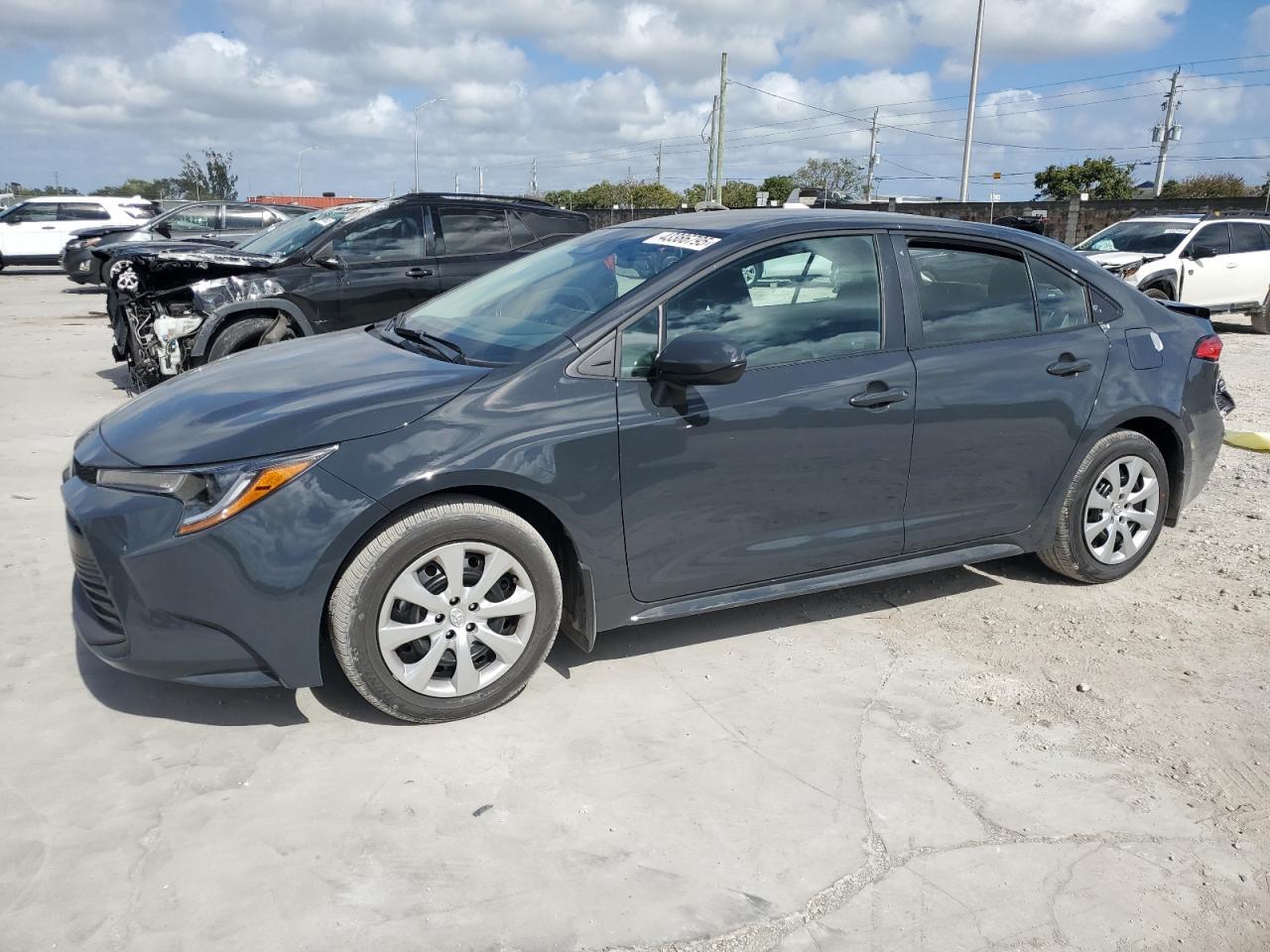 2025 TOYOTA COROLLA LE