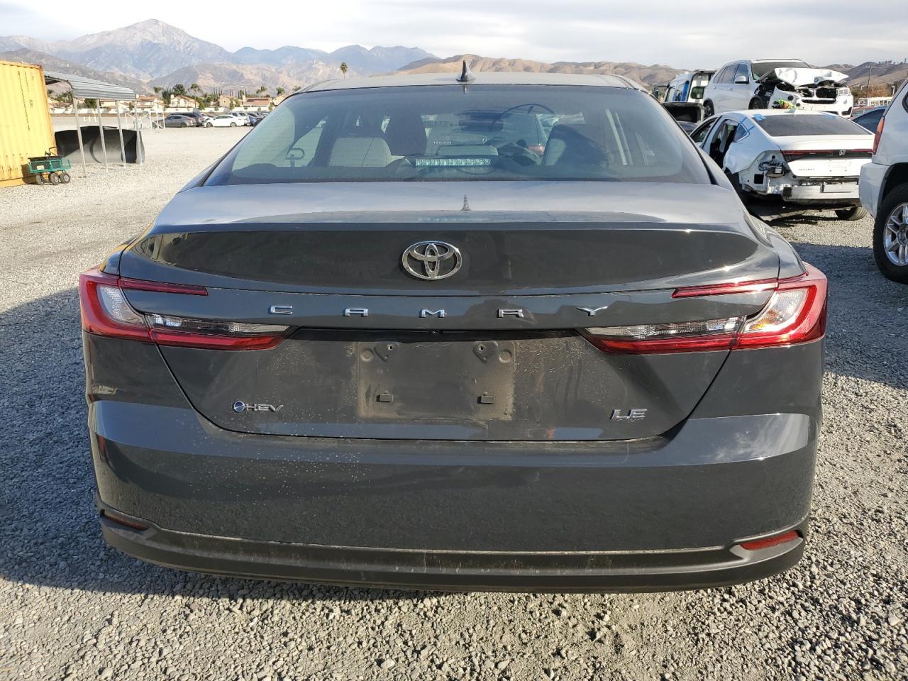 2025 TOYOTA CAMRY XSE - Фото 6