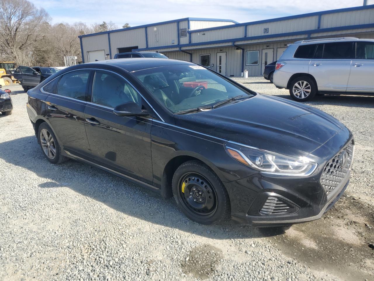 2019 HYUNDAI SONATA LIM - Image 4