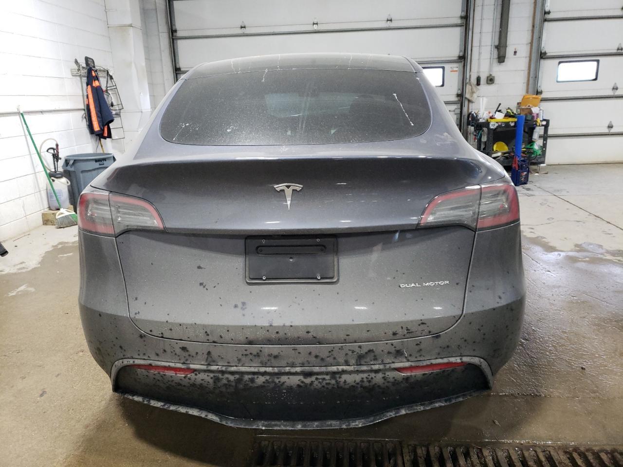 2023 TESLA MODEL Y - Фото 6