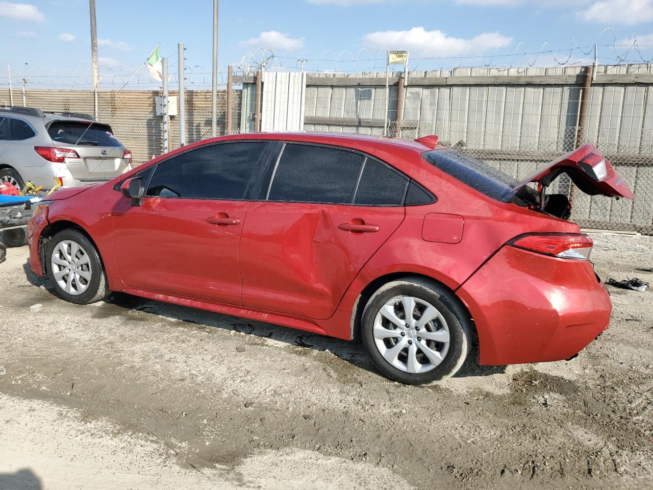 2020 TOYOTA COROLLA LE - Image 2