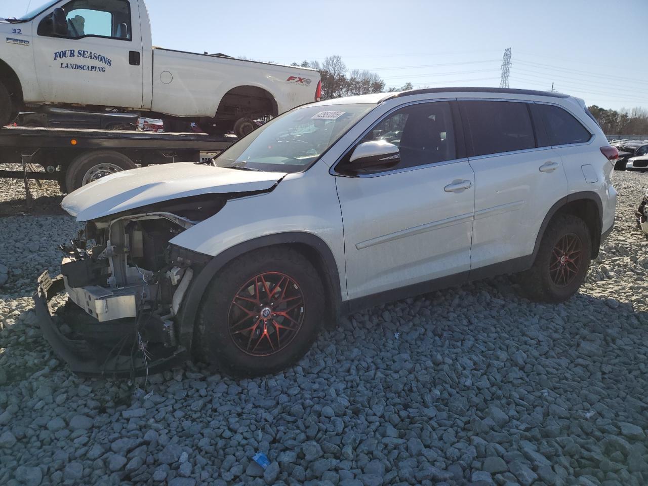 2019 TOYOTA HIGHLANDER