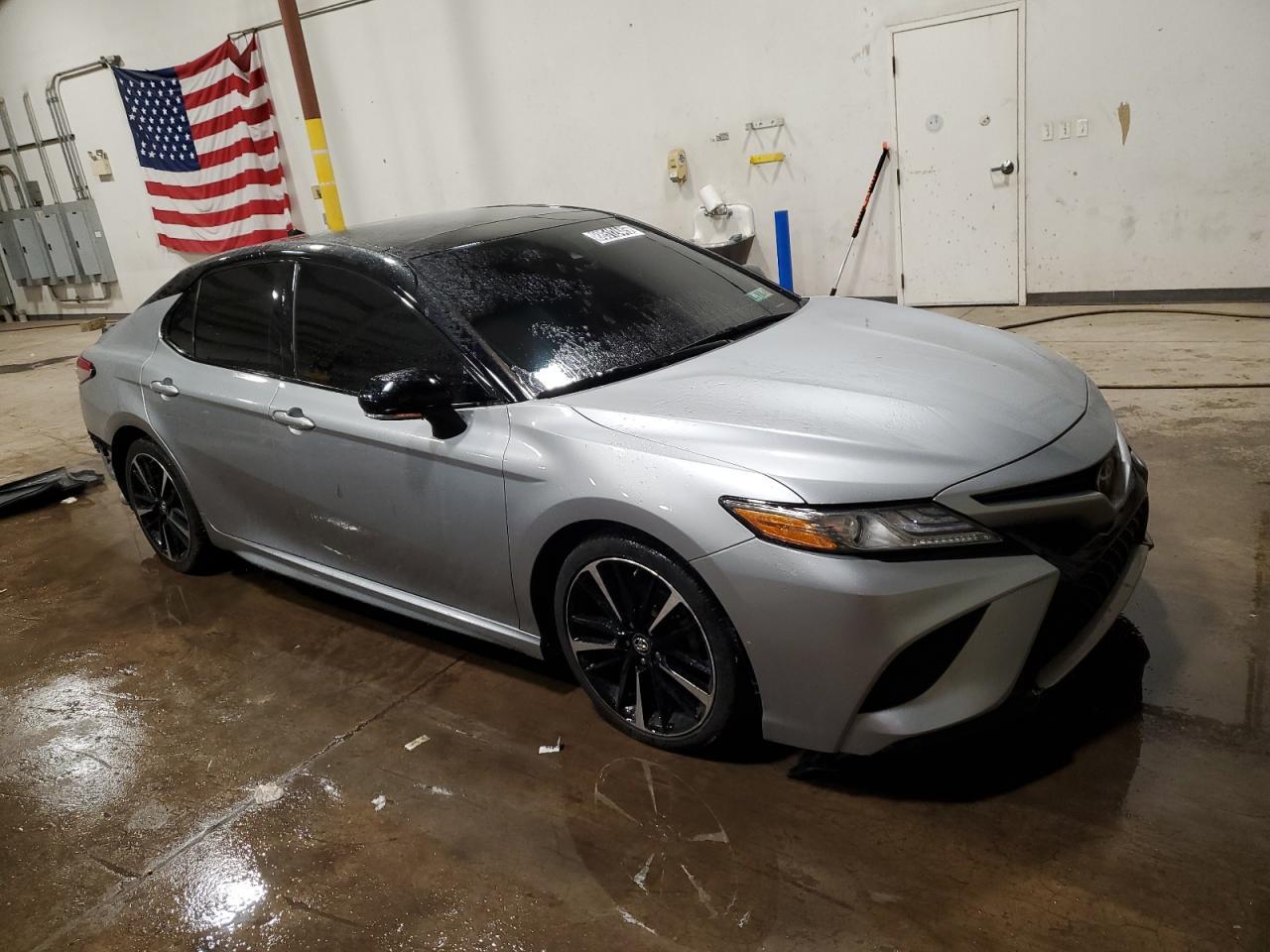 2019 TOYOTA CAMRY XSE - Image 4