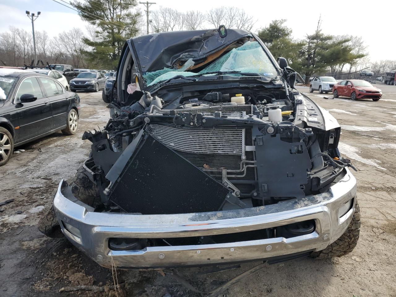 2017 RAM 2500 SLT - Image 5