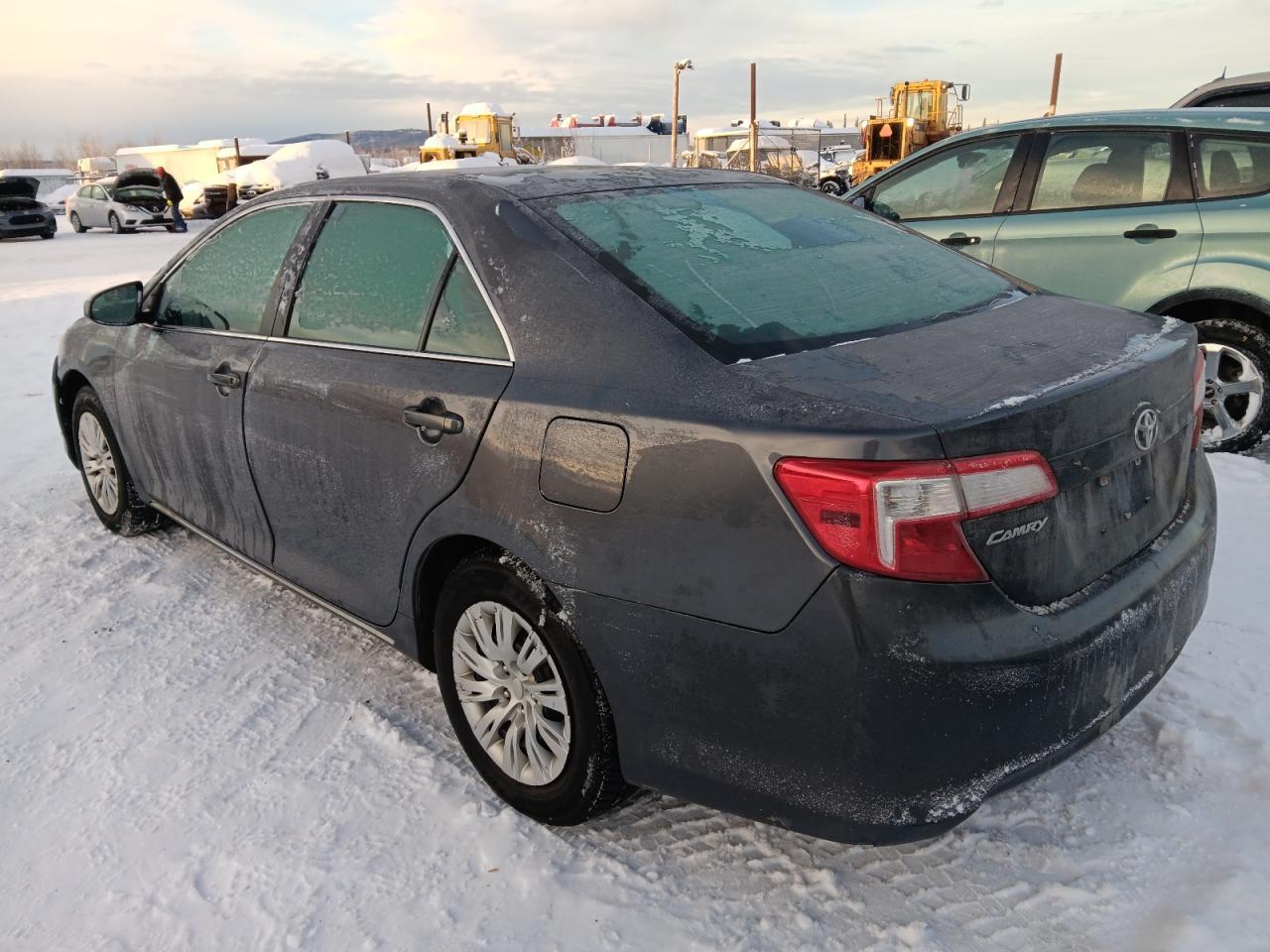 2014 TOYOTA CAMRY L - Image 2