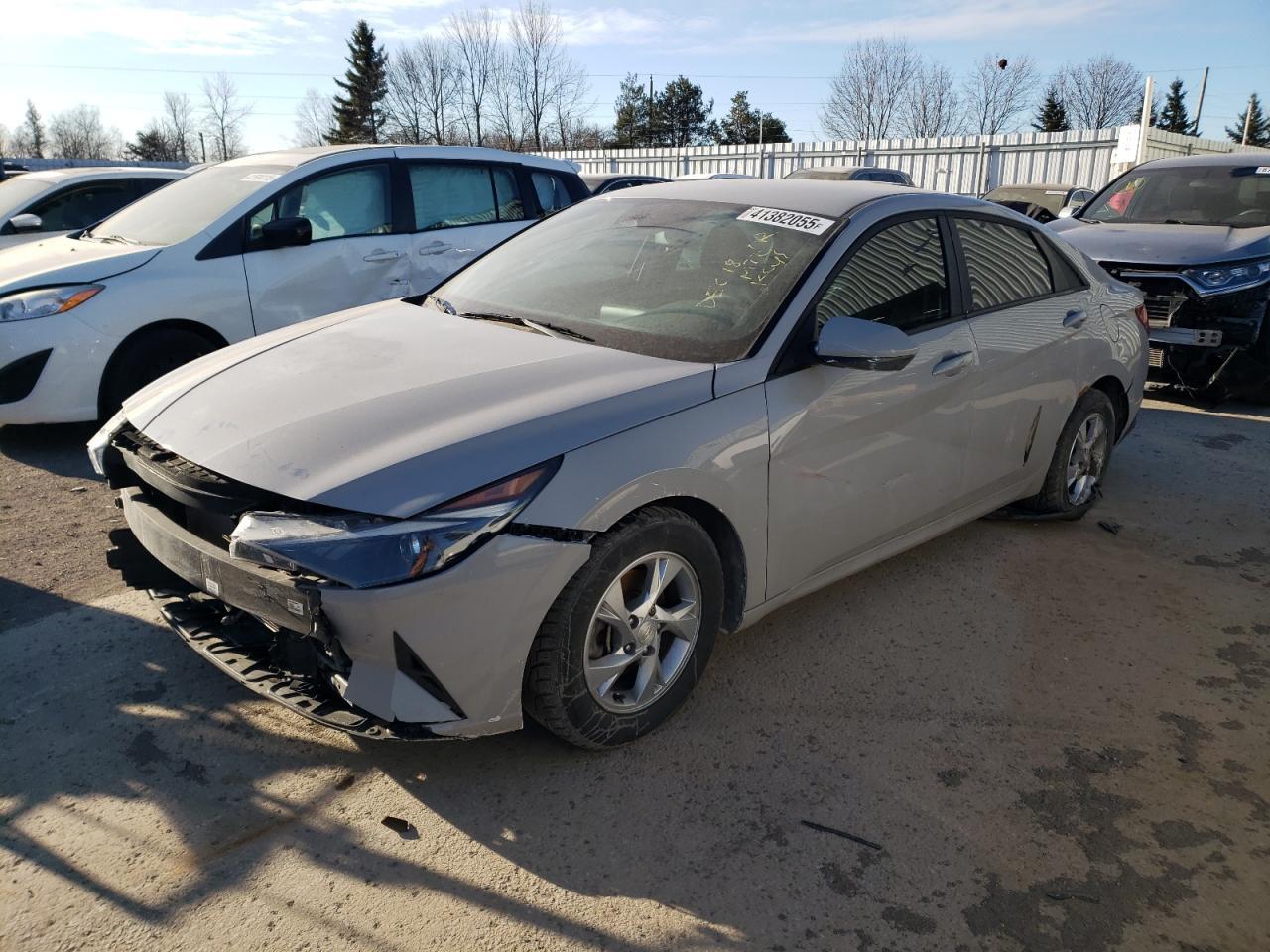 2022 HYUNDAI ELANTRA SE