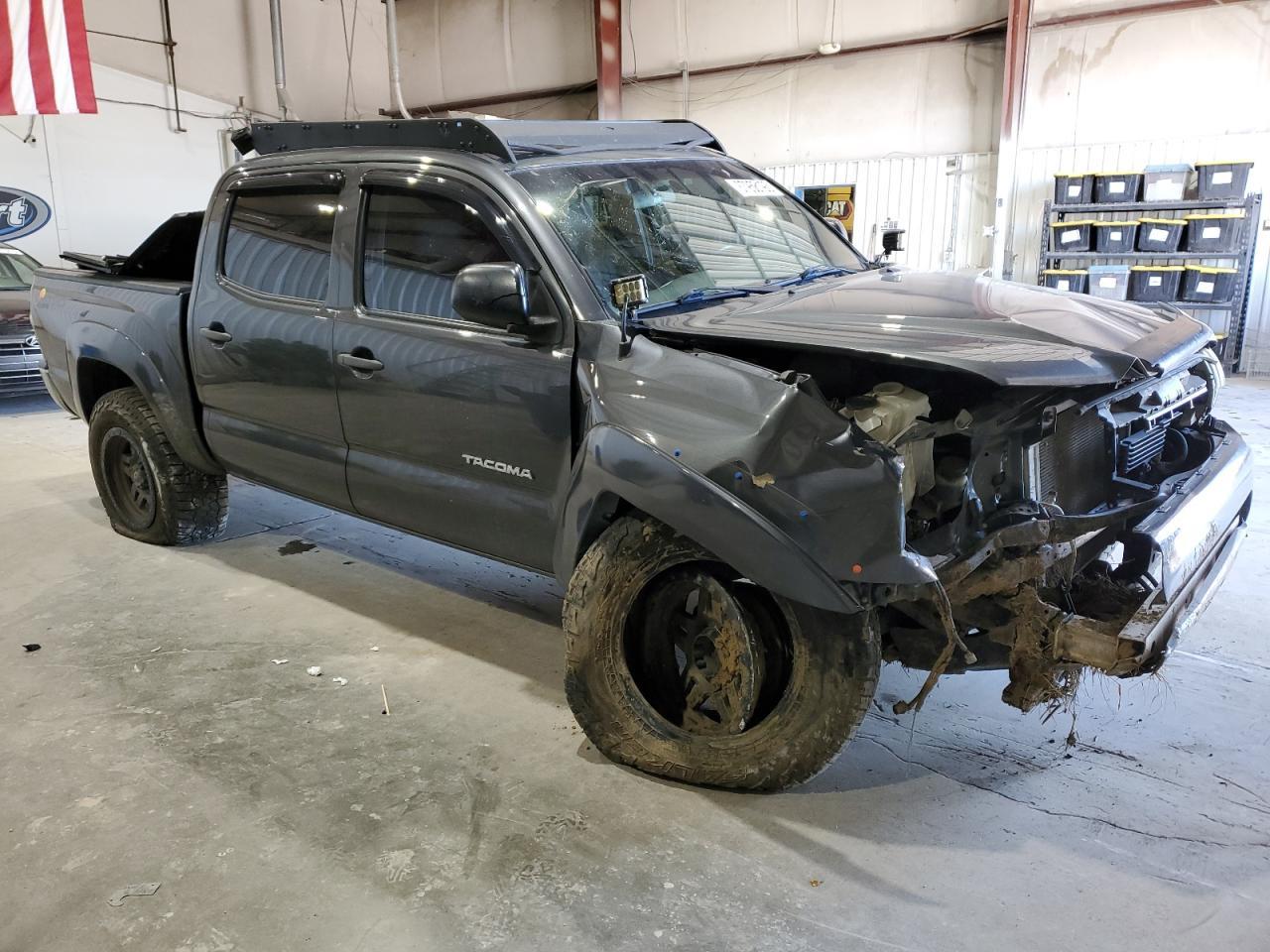 2014 TOYOTA TACOMA DOU - Image 4