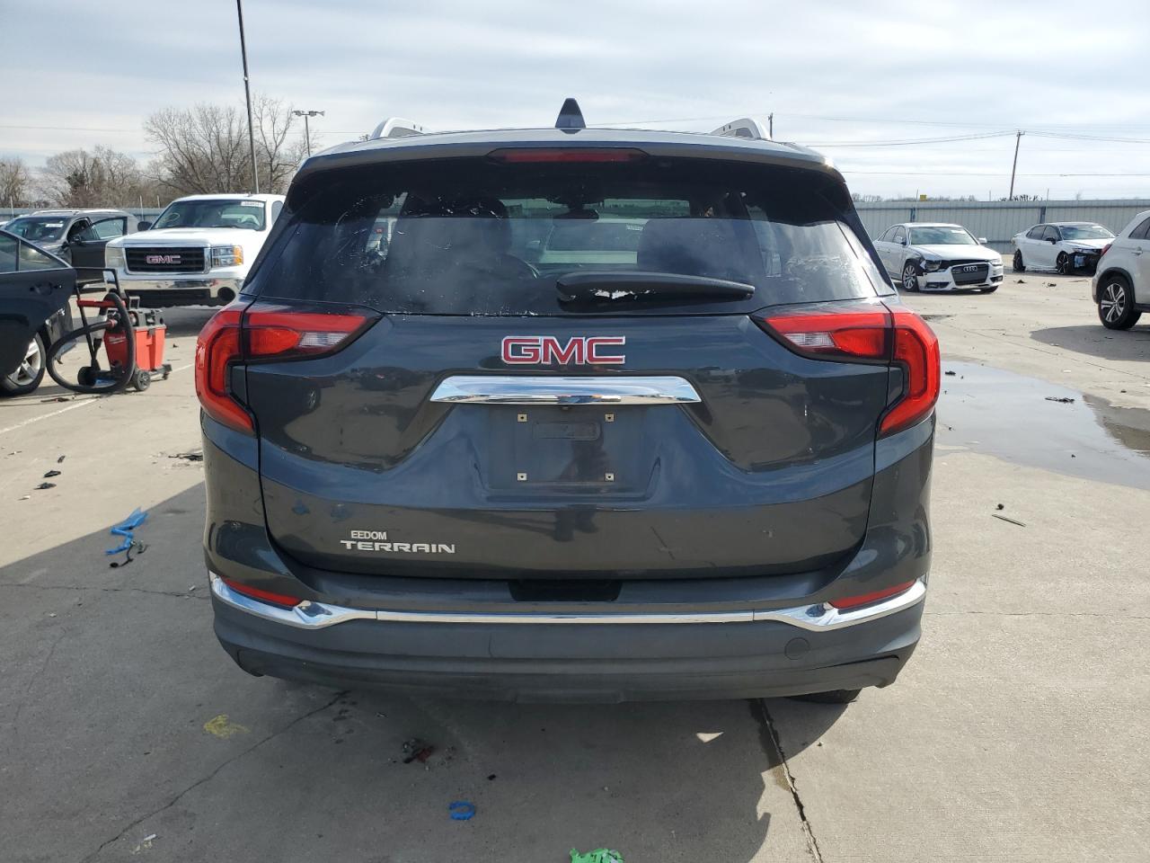 2018 GMC TERRAIN SL - Image 6