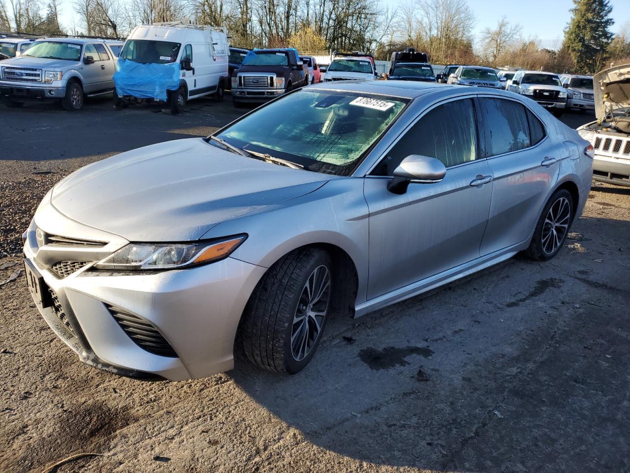 2020 TOYOTA CAMRY SE