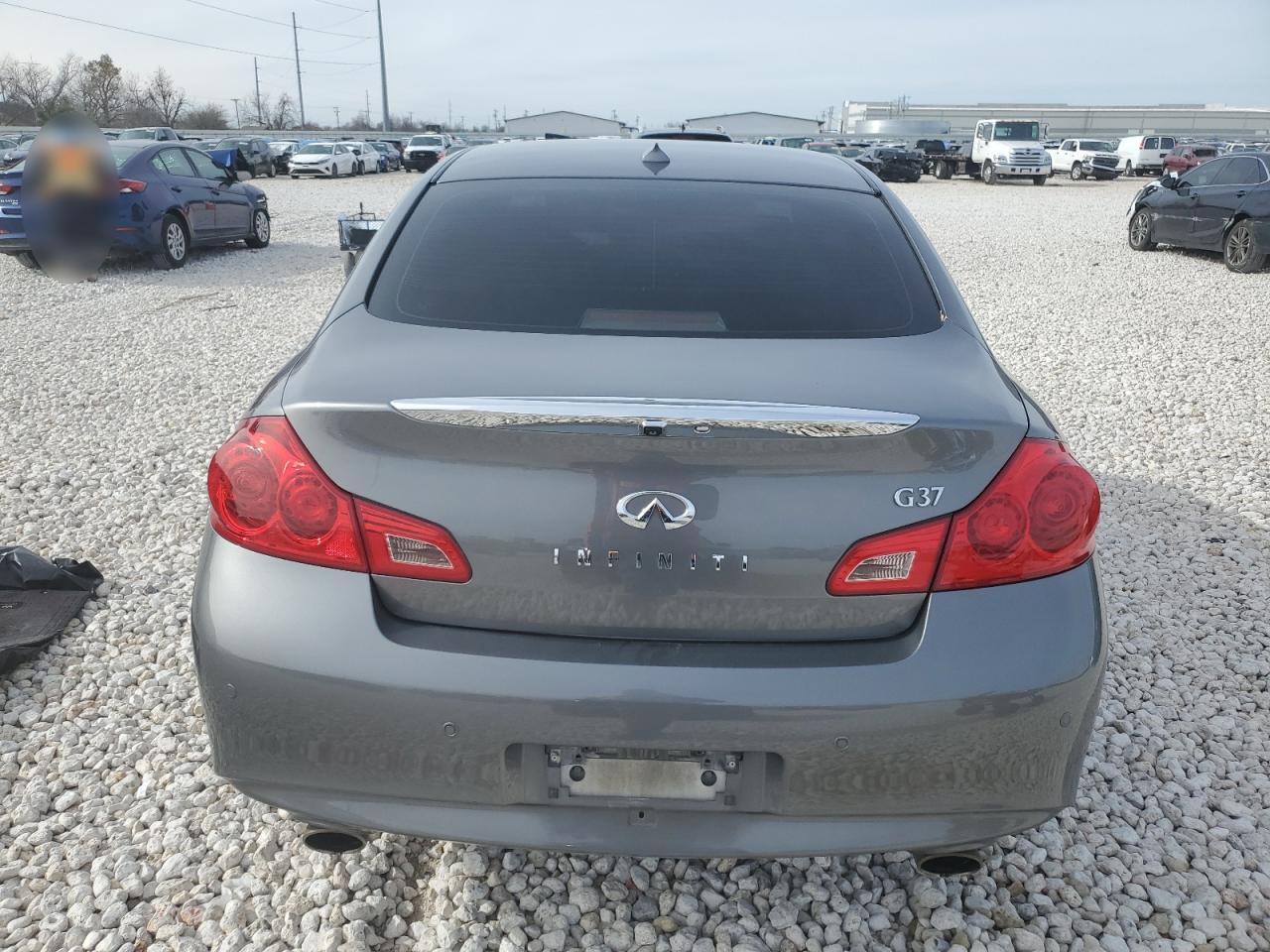 2012 INFINITI G37 BASE - Image 6