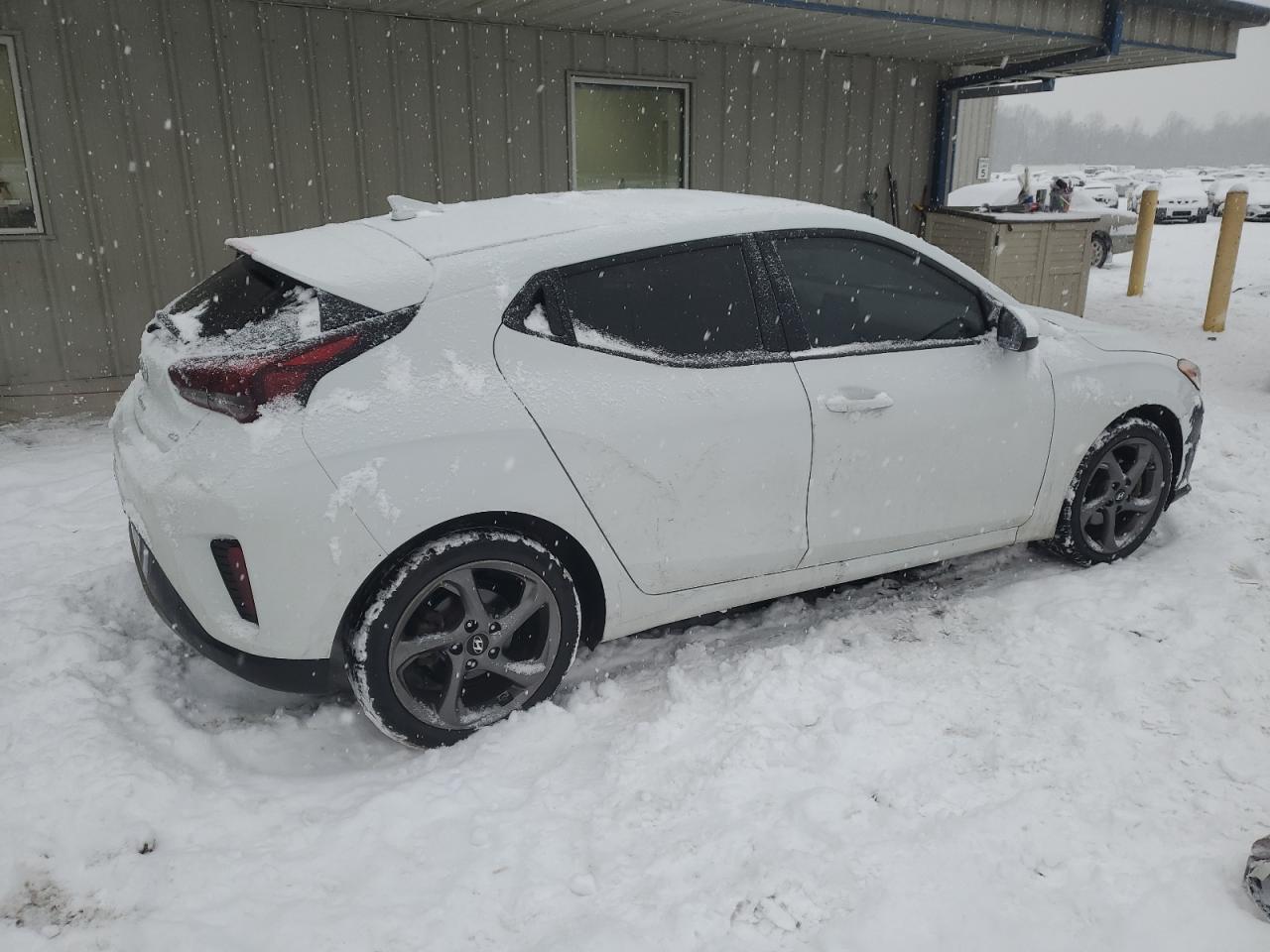 2019 HYUNDAI VELOSTER B - Image 3