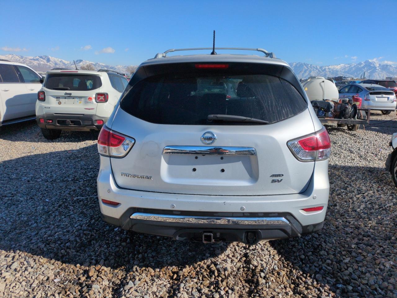 2013 NISSAN PATHFINDER - Фото 6