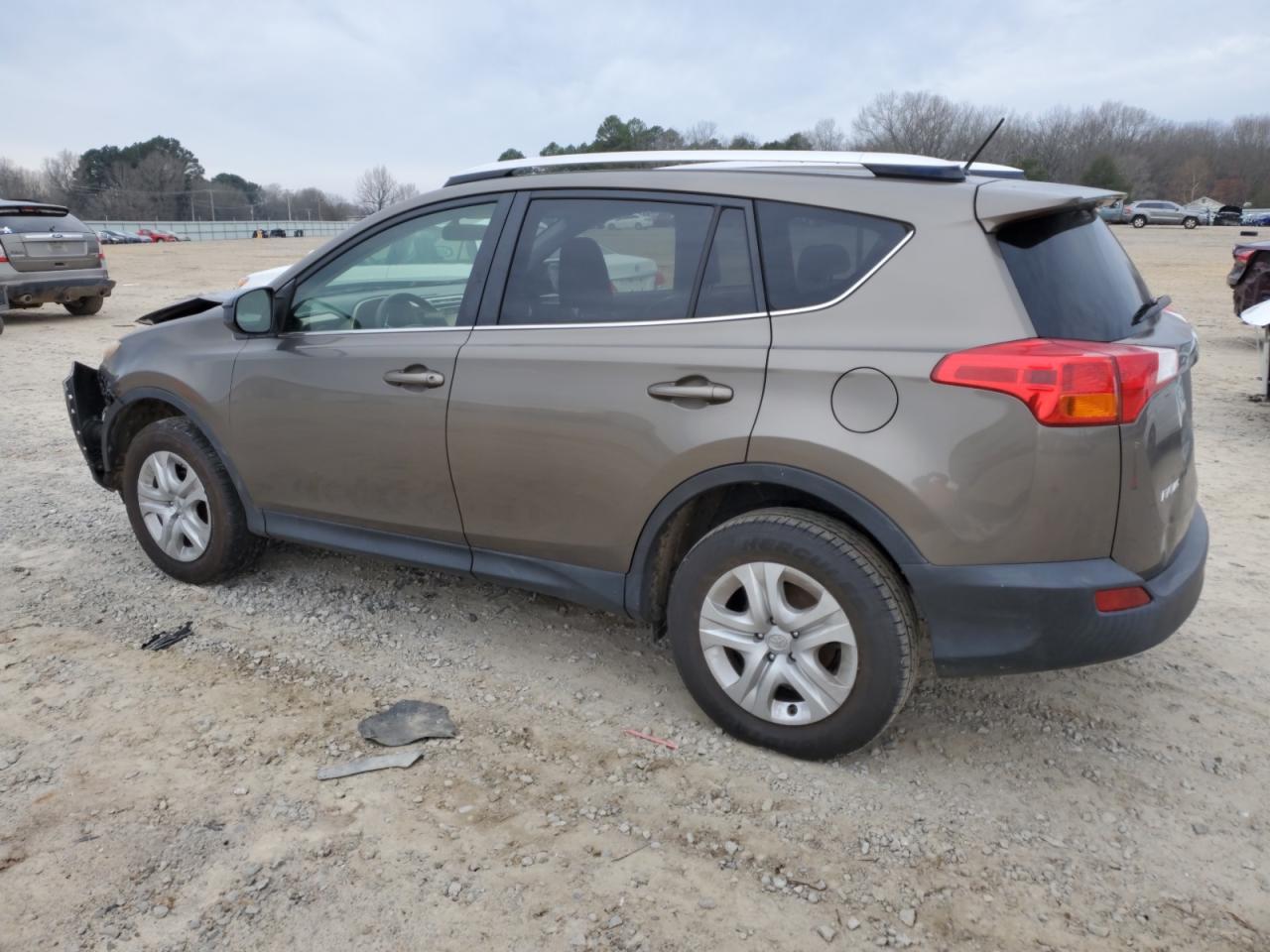 2014 TOYOTA RAV4 LE - Image 2