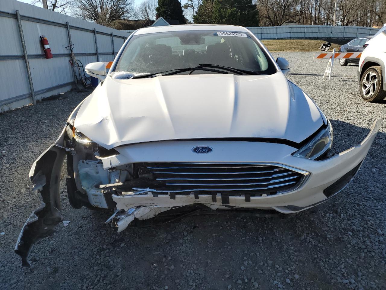 2020 FORD FUSION SEL - Image 5