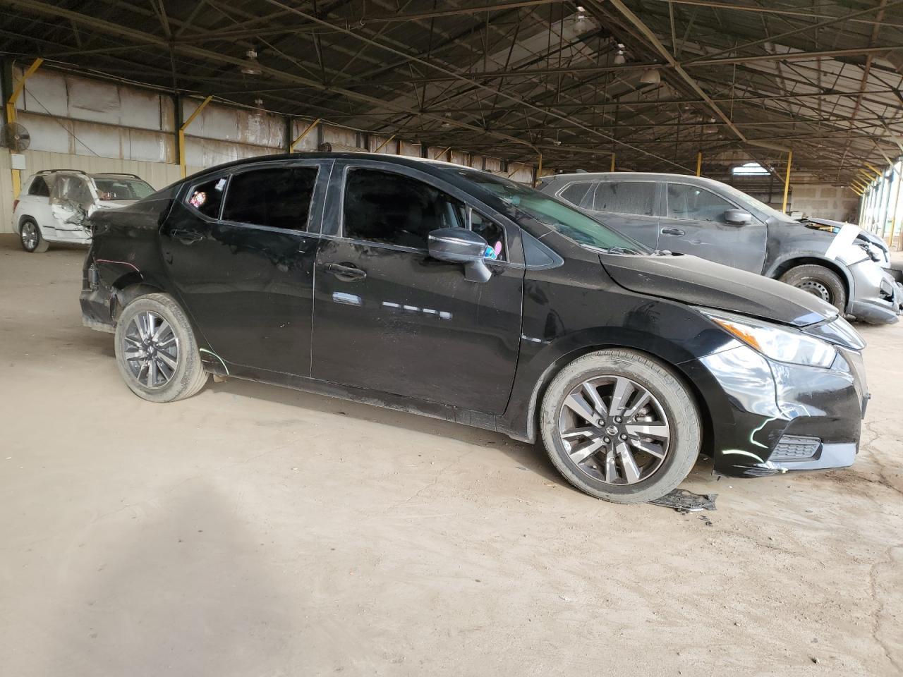 2021 NISSAN VERSA SV - Image 4