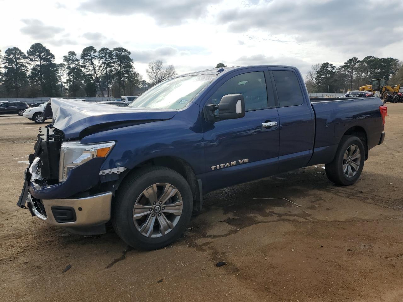 2018 NISSAN TITAN SV