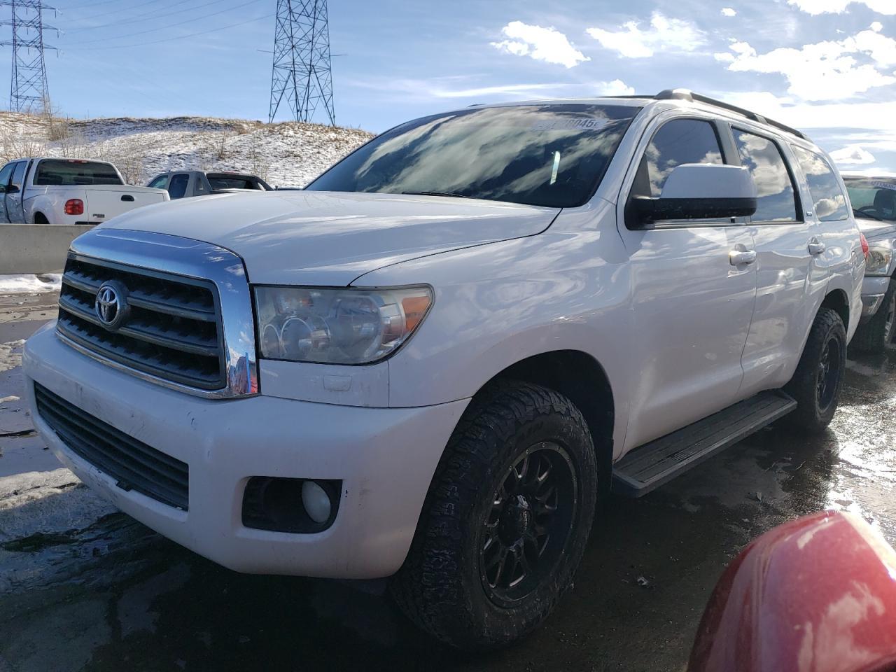 2013 TOYOTA SEQUOIA SR