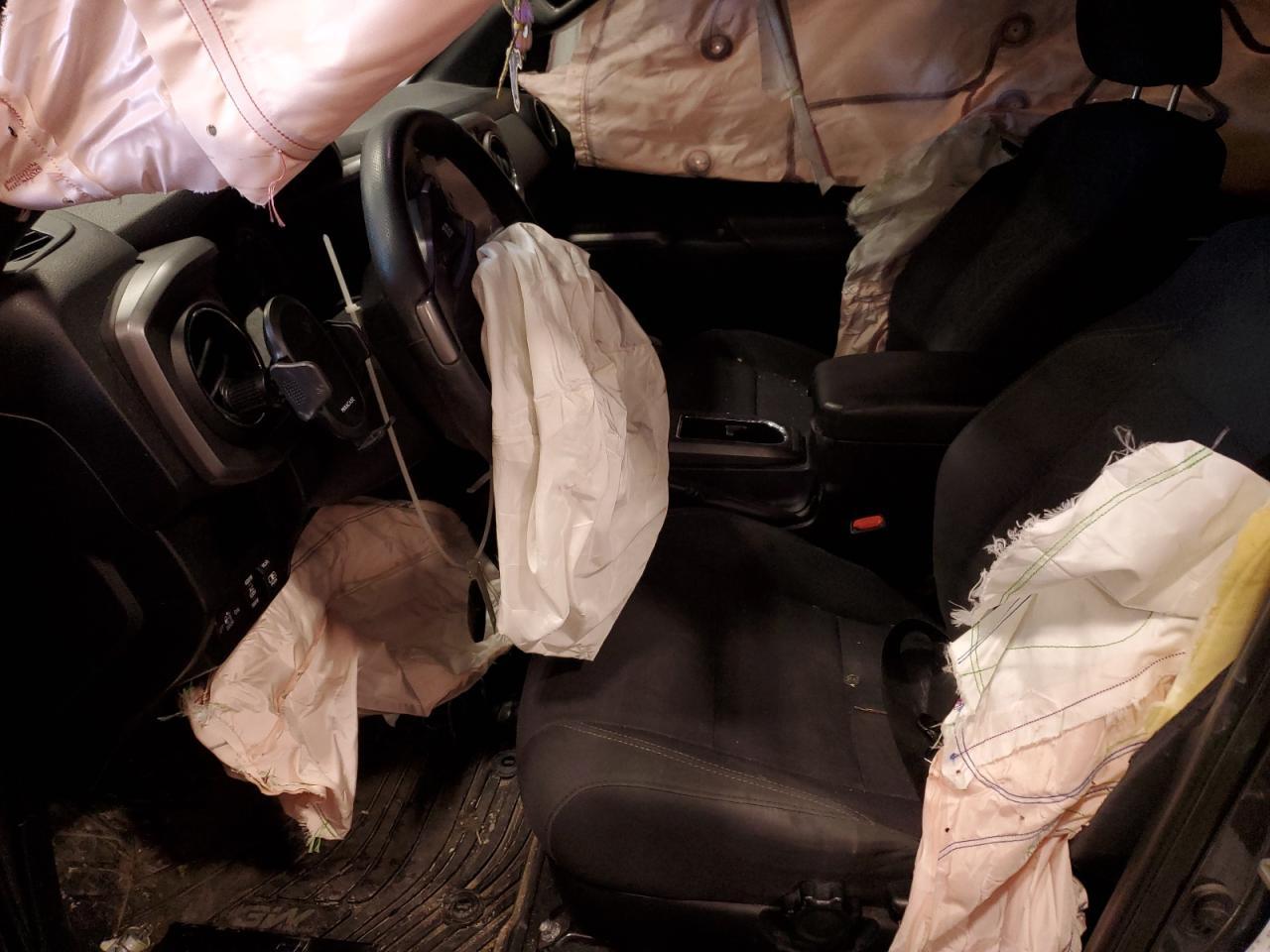 2017 TOYOTA TACOMA DOU - Фото 7