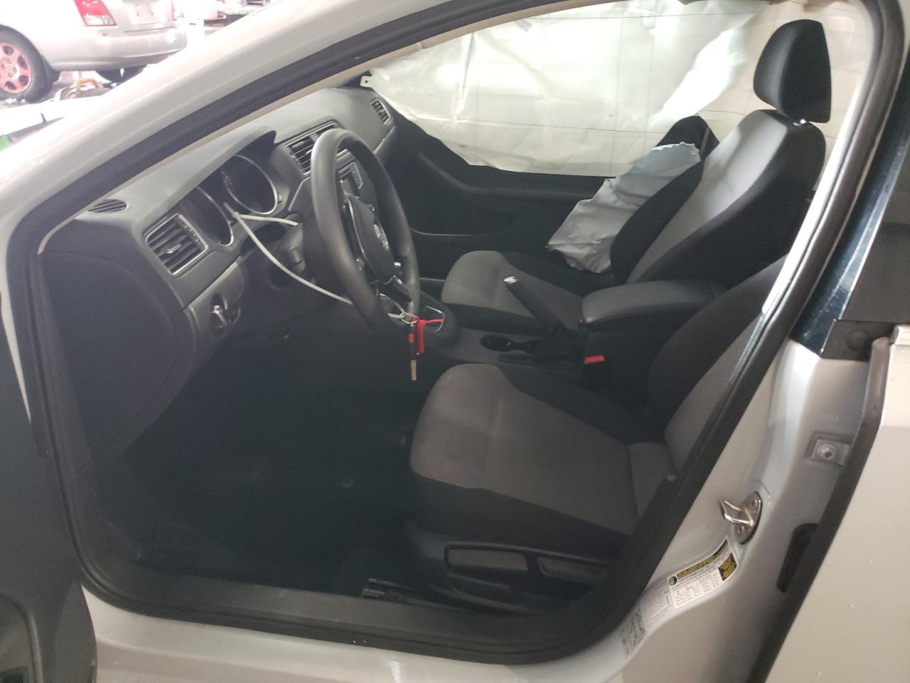 2017 VOLKSWAGEN JETTA S - Image 7