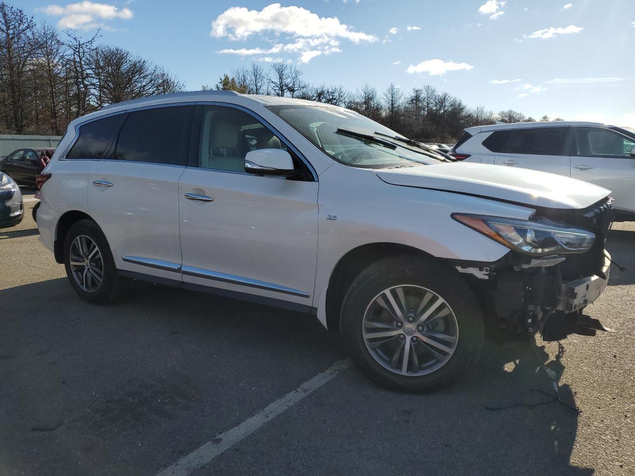 2017 INFINITI QX60 - Image 4